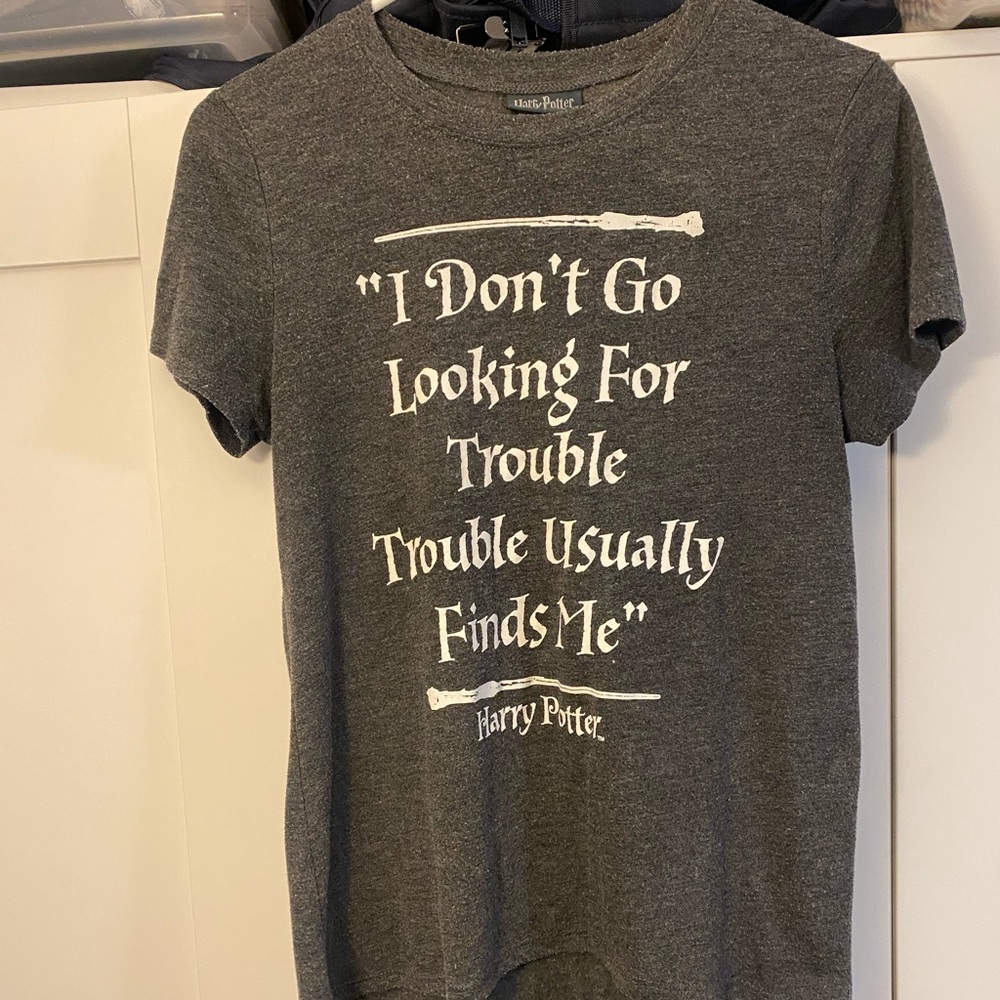 5 for 25!!! Harry Potter small quoted top